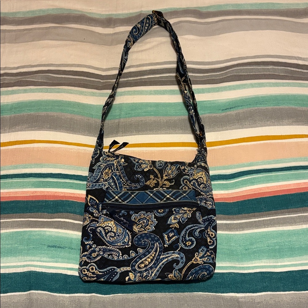 Vera Bradley Deep Night Paisley crossbody bag